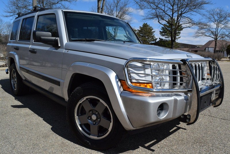 jeep commander 3 rows