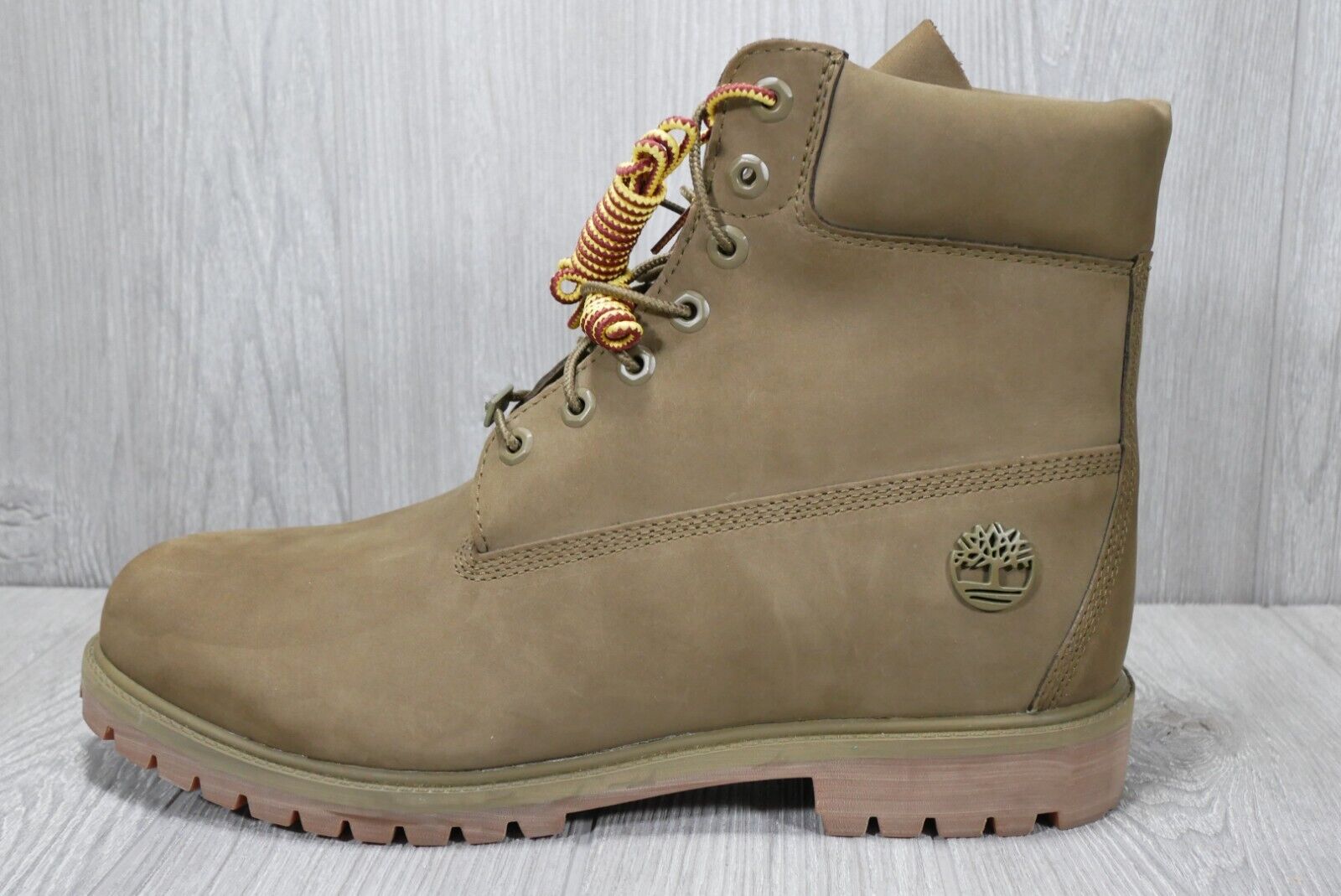 New Timberland Green A7598 6 Inch Leather Waterproof Field New Timberland Green A7598 6 Inch Leather Waterproof Field