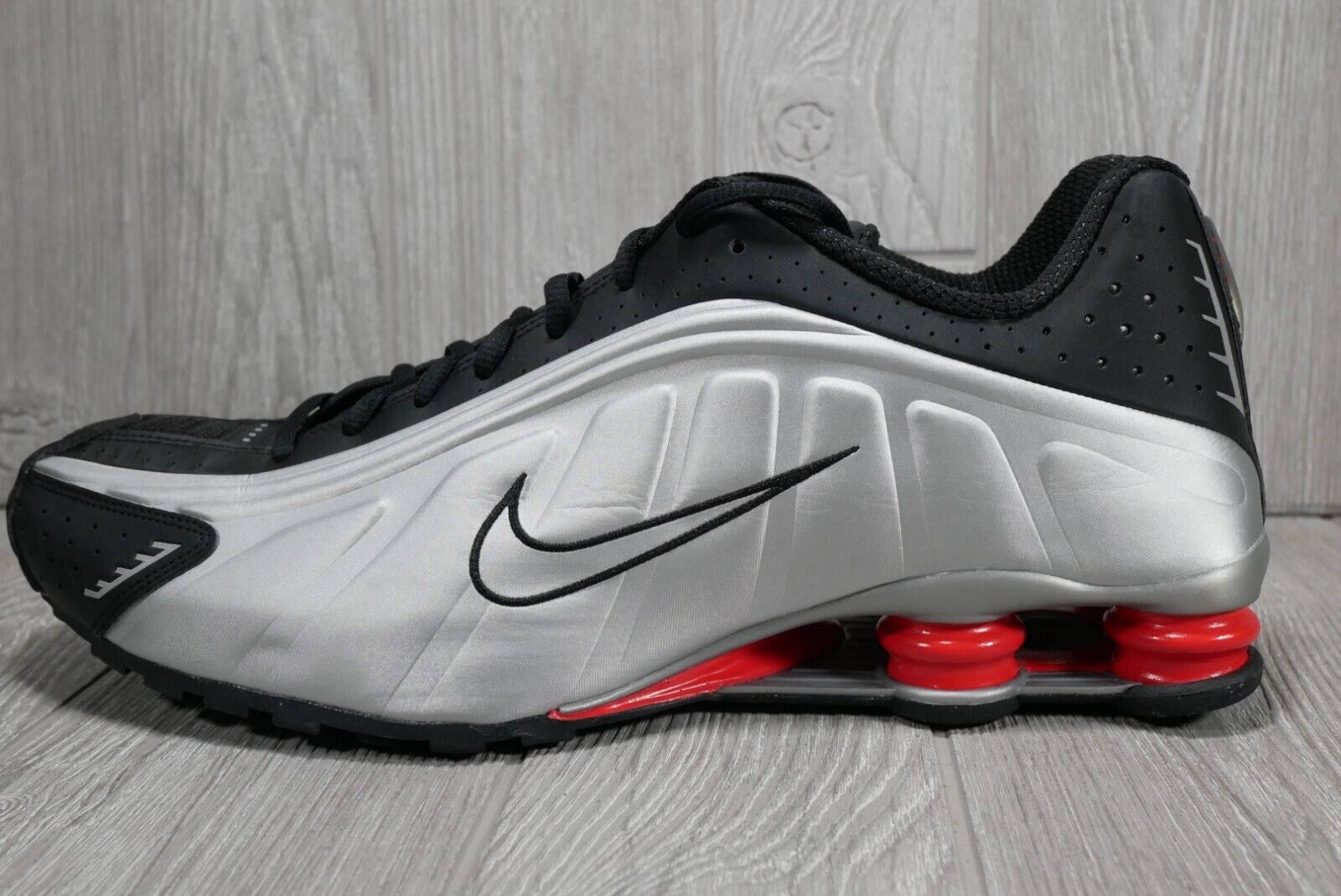 Nike Shox R4 OG Black Silver Red Retro Running Shoes BV1111 Nike Shox R4 OG Black Silver Red Retro Running Shoes BV1111