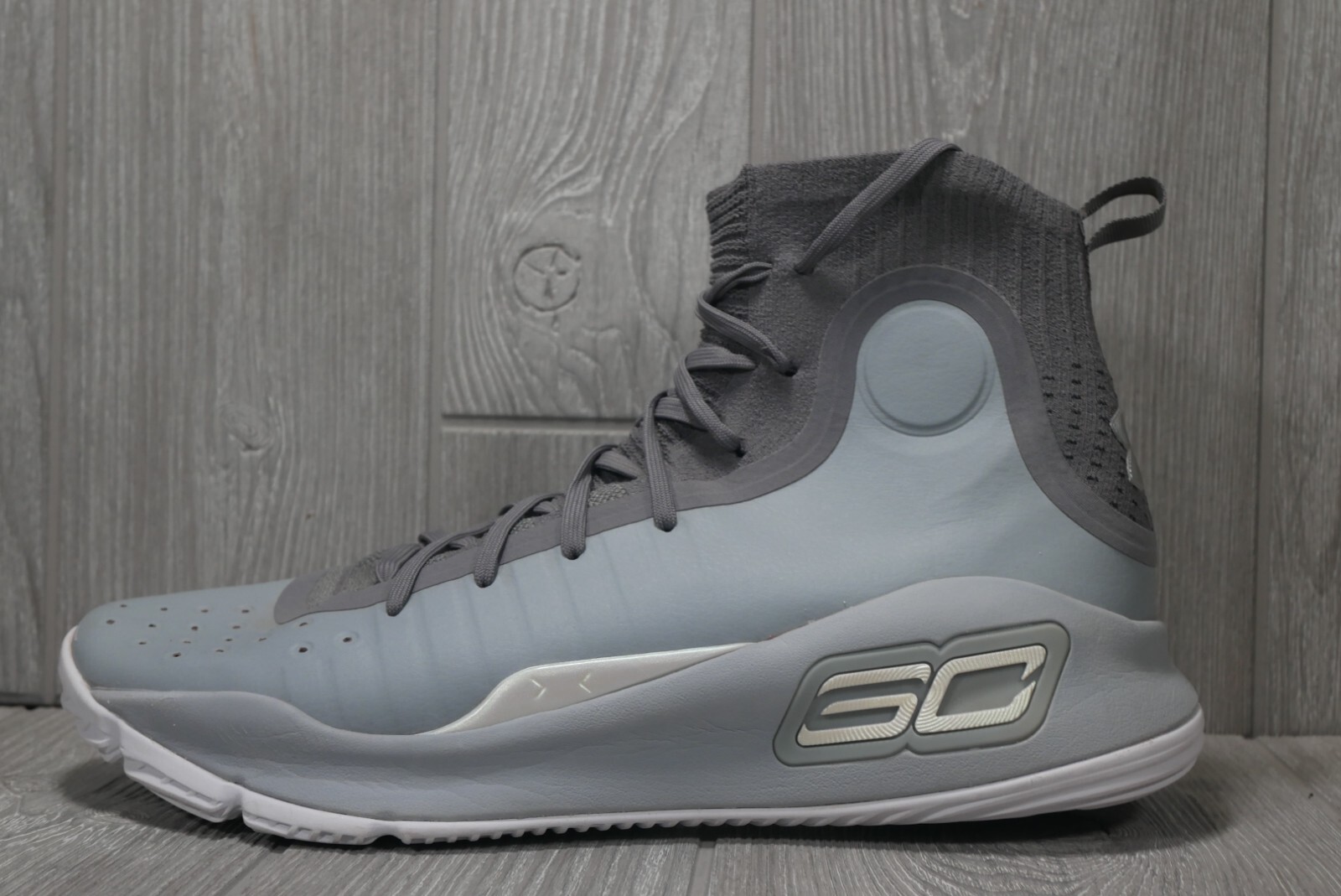 UNDER ARMOUR - カリー4、カリー5、カリー6 アンダーアーマー公式】 カリー4 フロートロ（バスケットボール