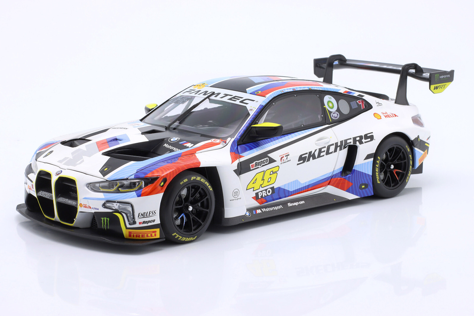 113242046 1/18 BMW M4 GT3 WRT N46 12h BATHURST 2024 ROSSI MARTIN MARCIELLO WHITE