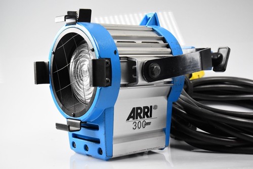 Studio Tungsten Fresnel 1000W - Lumière vidéo sur mât (noir
