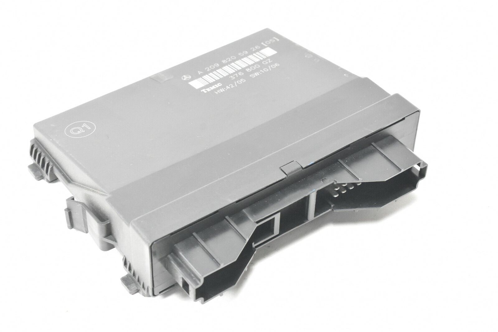 06-09 Mercedes W209 CLK320 CLK350 CLK500 Body Control Module 06-09 Mercedes W209 CLK320 CLK350 CLK500 Body Control Module