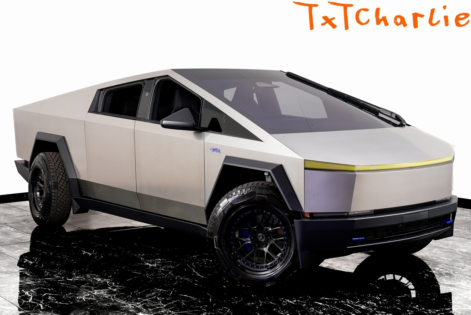 2024 Tesla Cybertruck - Used Tesla Cybertruck for sale in Fort
