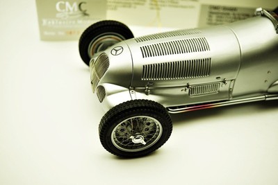 1:18..CMC--Mercedes Benz W125 1937 Nr. 4 M-031