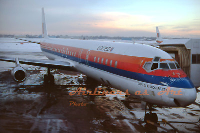 United Airlines Douglas DC-8-61 N8070U at DEN December 1979