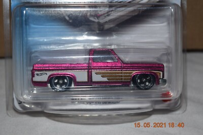 Hot Wheels 2021 Legends Tour '83 Chevy Silverado Bundle Limited / Exclusive NEW!