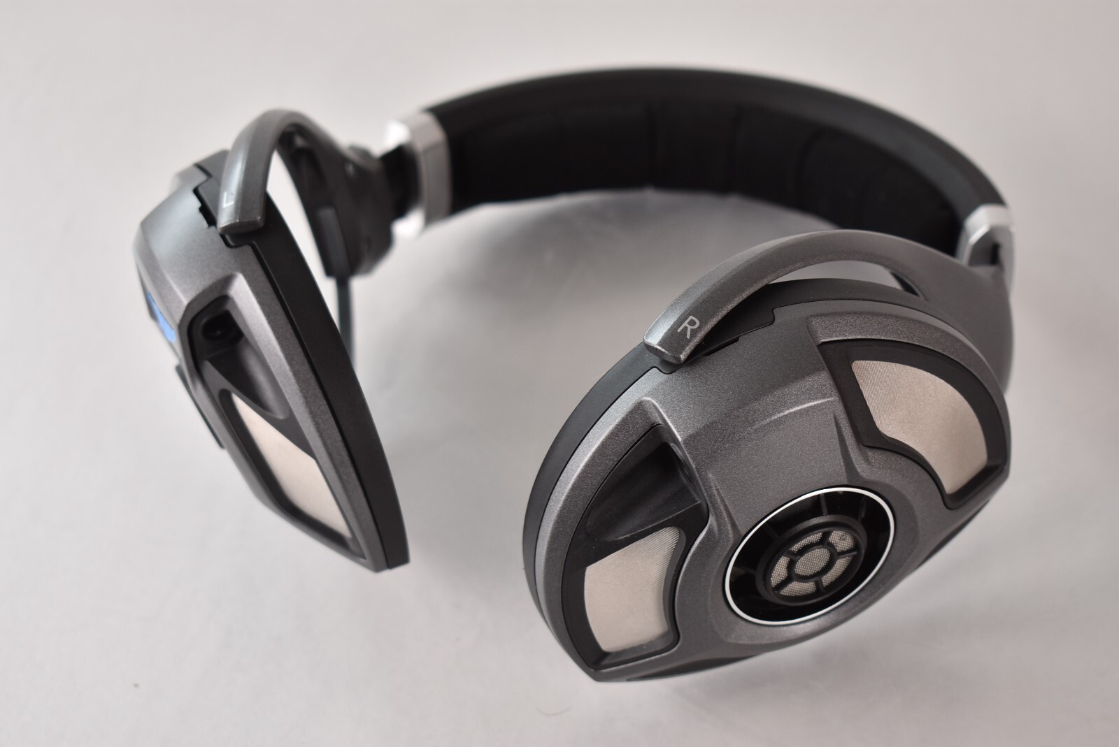 Sennheiser HD 700 Open Back Headphones for PARTS/REPAIR | eBay