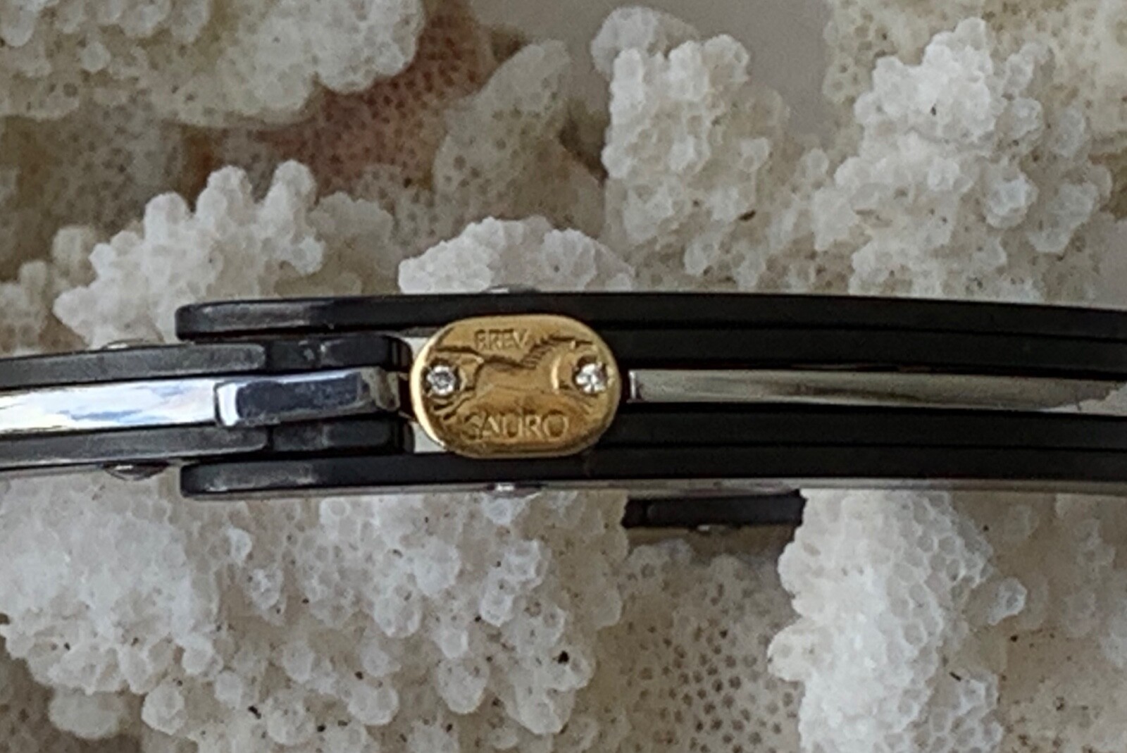 BREV SAURO STAINLESS STEEL 2 DIAMONDS 18K GOLD LABEL HINGED BANGLE BRACELET