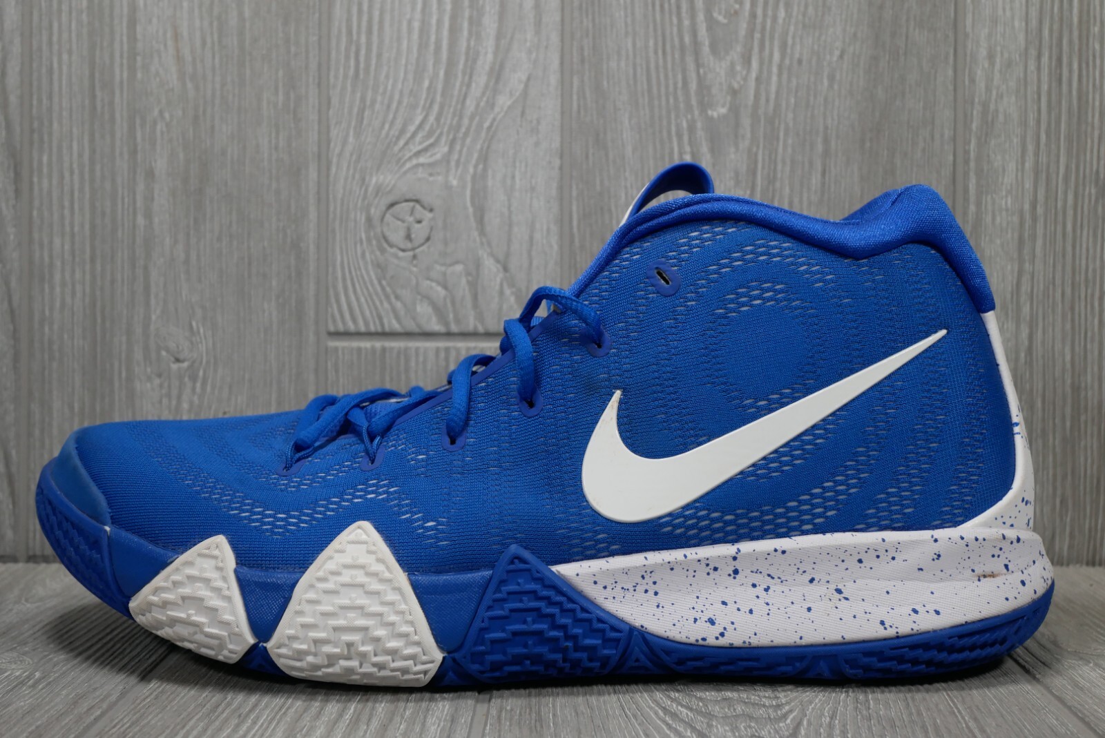 kyrie 4 bleu