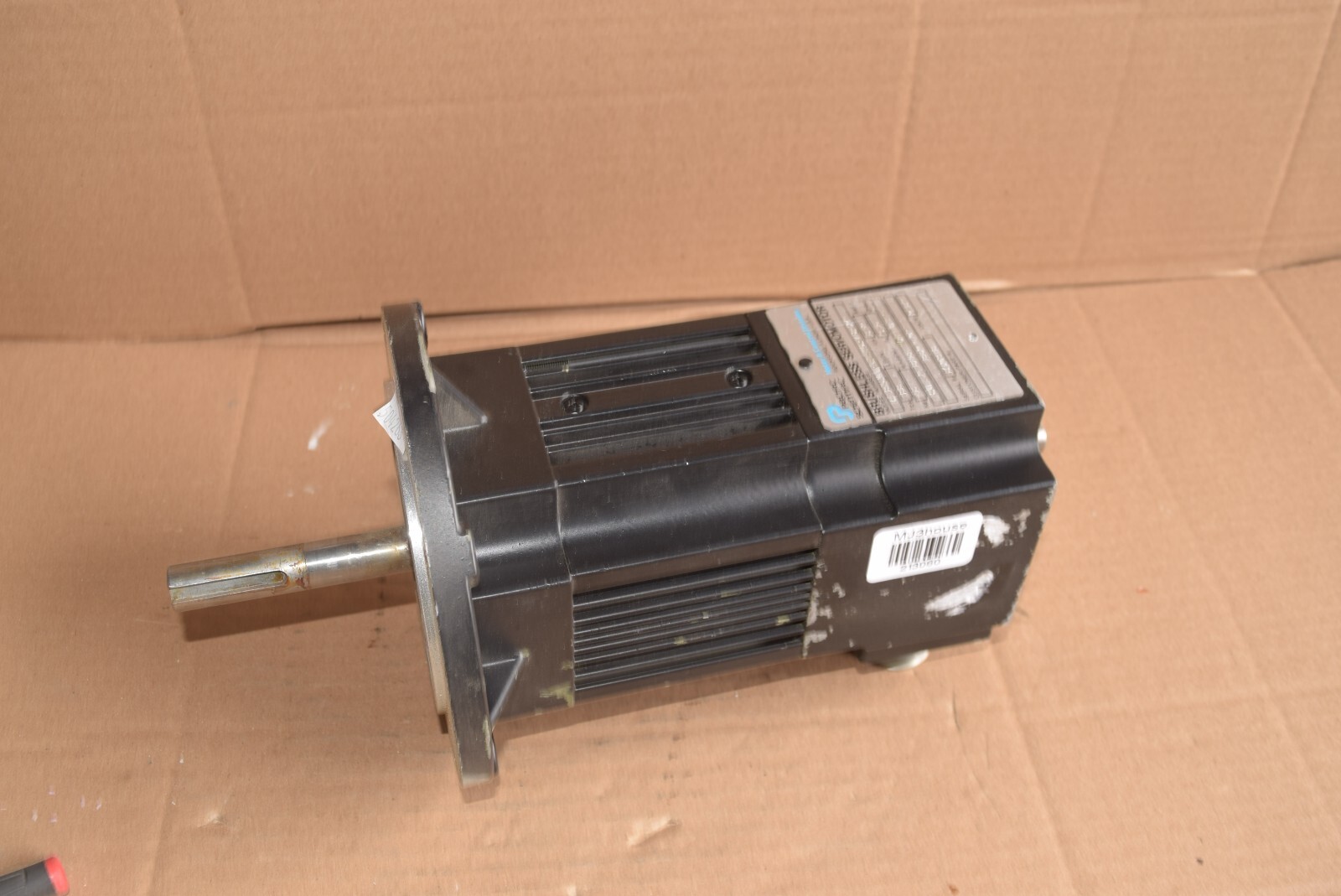 Pacific Scientific R43HSNA-R2-NS-VS-02 Brushless Servo Motor