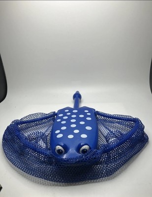 Swimways Disney Finding Dory Mr. Ray Dive and Catch Game Bath Toy for Kids