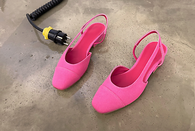 Neon pink hotsell flat shoes
