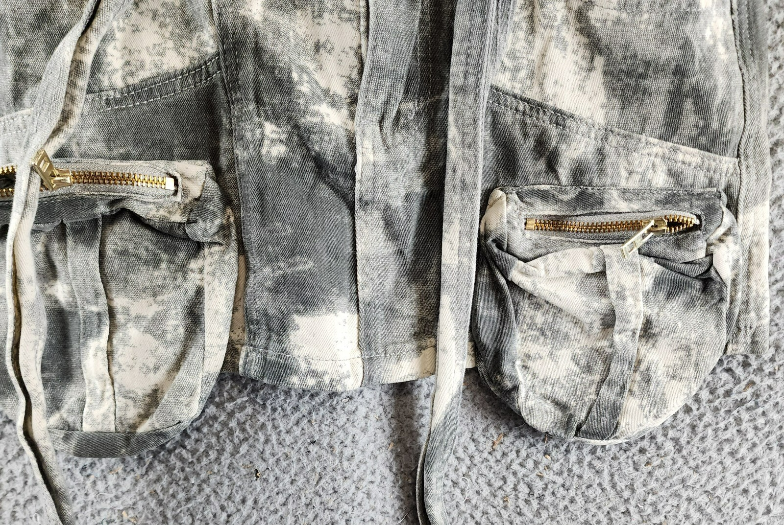 Madonna & Co. Cargo Denim Mini Skirt Women's L Gray Acid Wash Button Zip Closure - Picture 5 of 13