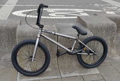 ruption friction bmx bike 2019