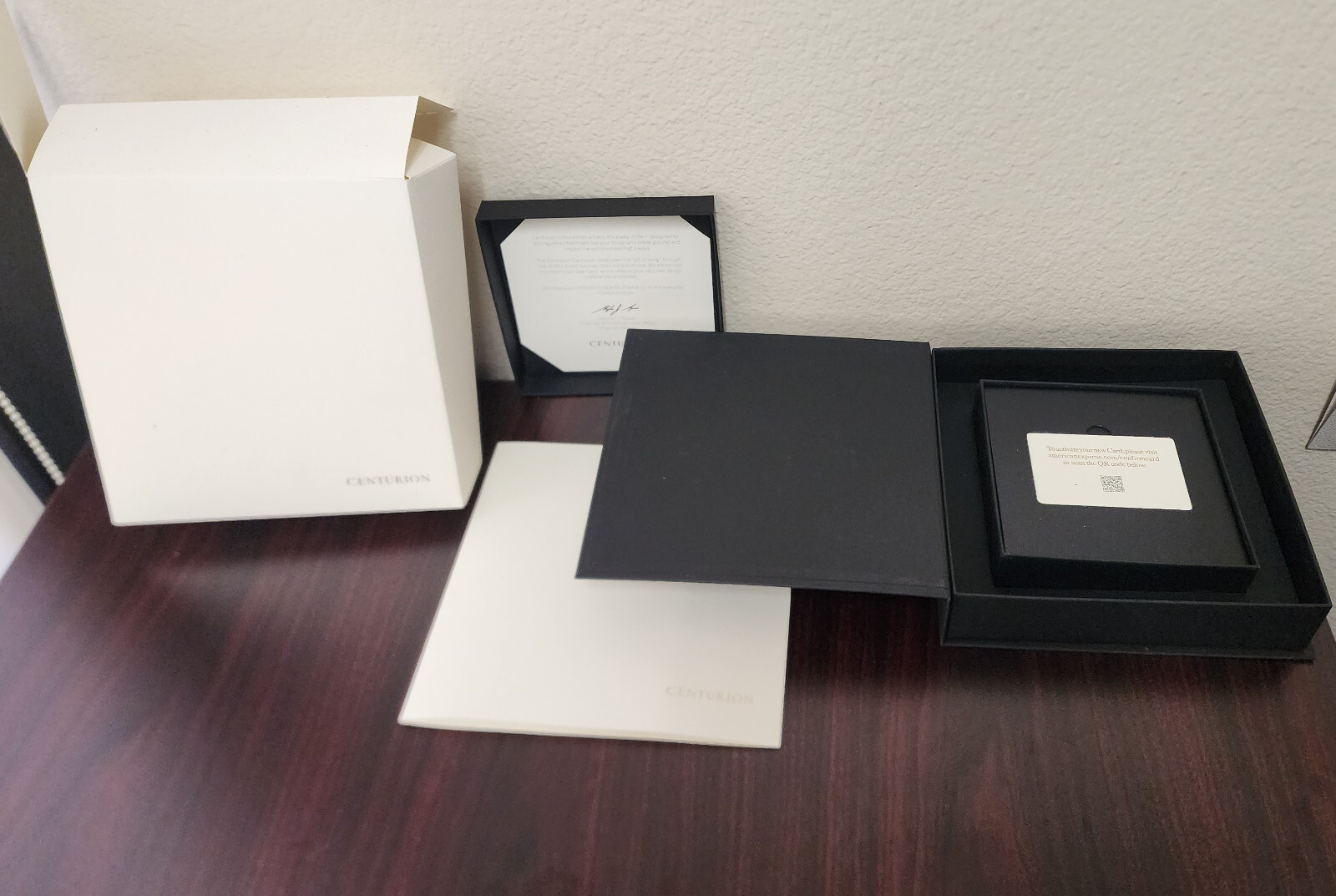 AMEX CENTURION ブラックラバーキーホルダー ボックス付き Rare American Express Centurion Black Card Gift Box | eBay