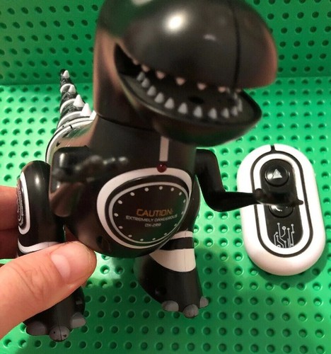 Remote Control Black White Robotosaurus Toy Fearless