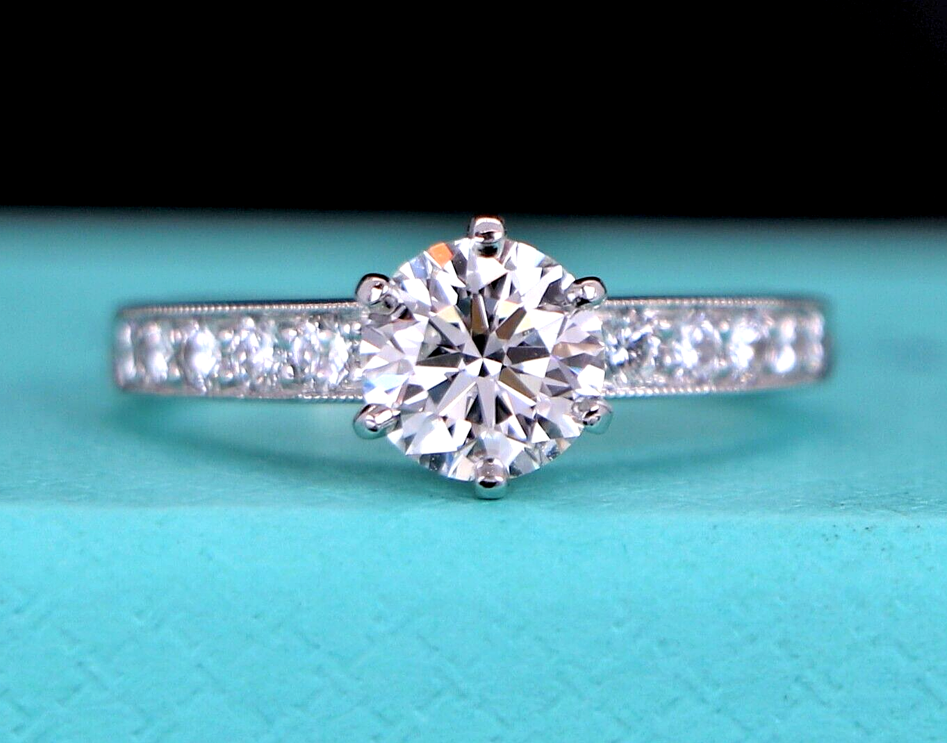 [Aoi ]Tiffany & Co. プラチナ ダイヤモンドリング Tiffany & Co Lucida Solitaire Platinum Engagement Ring 1.59