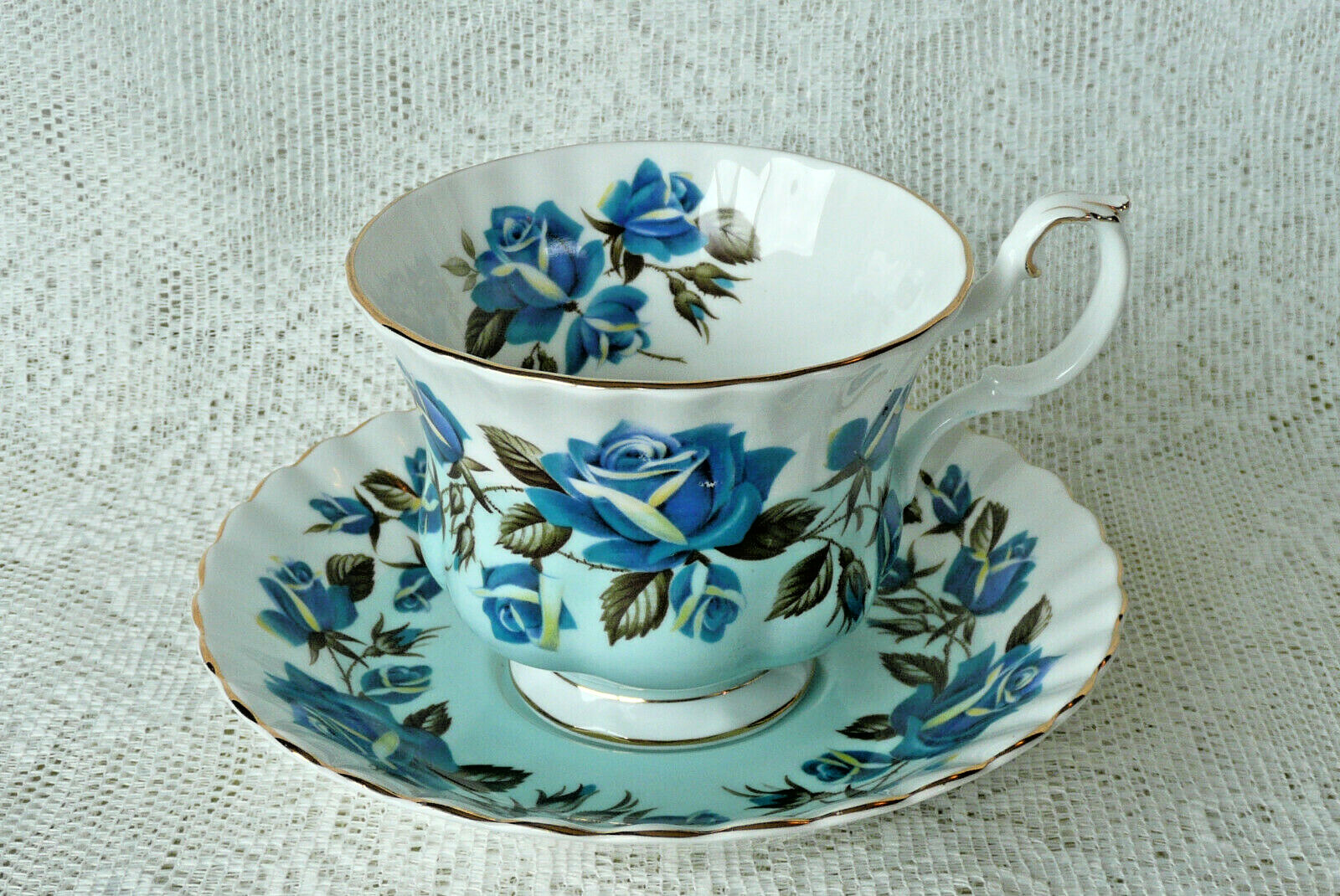 Royal Albert Bone China Tea Cup & Saucer  
