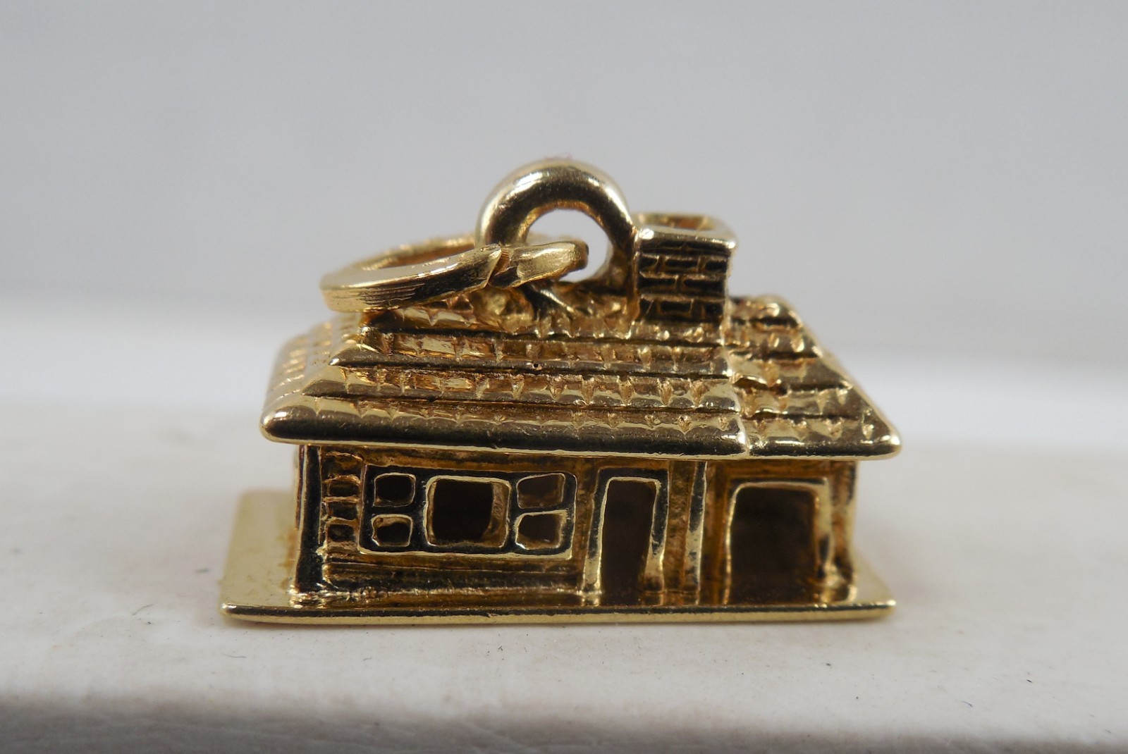 Vintage -Beau Sterling - Ranch House - With Original Jump Ring -Vermiel 3D Charm
