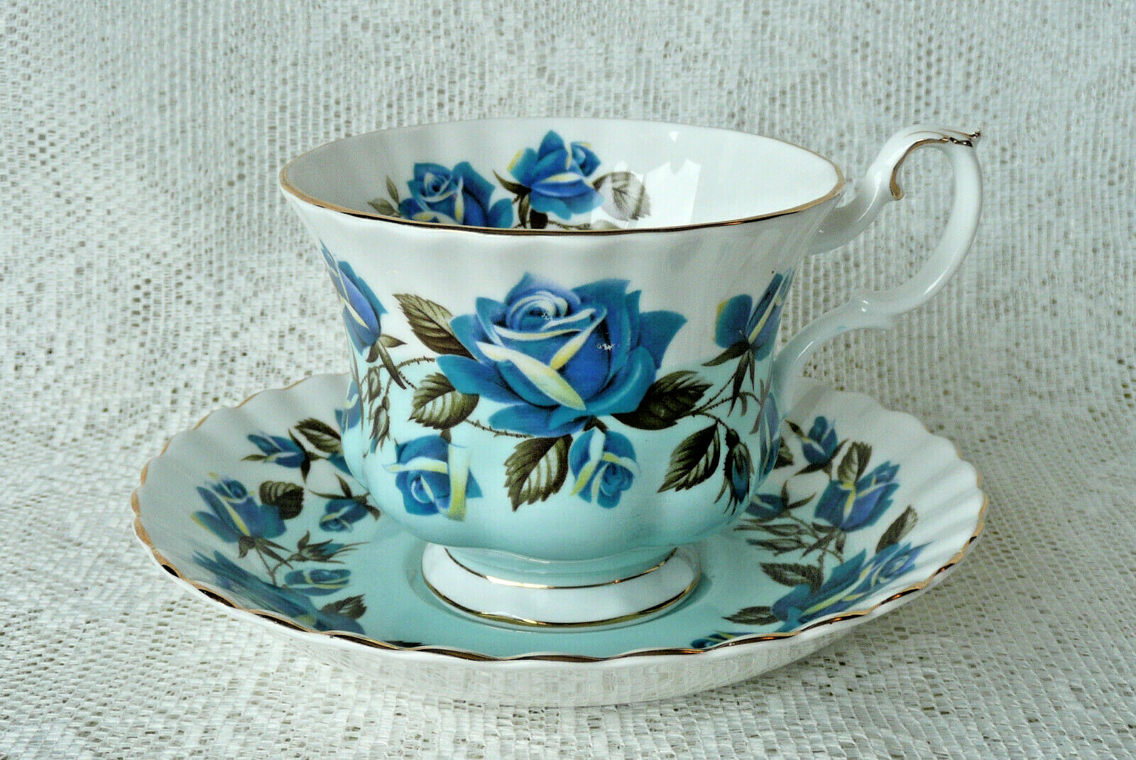 Royal Albert Bone China Tea Cup & Saucer  