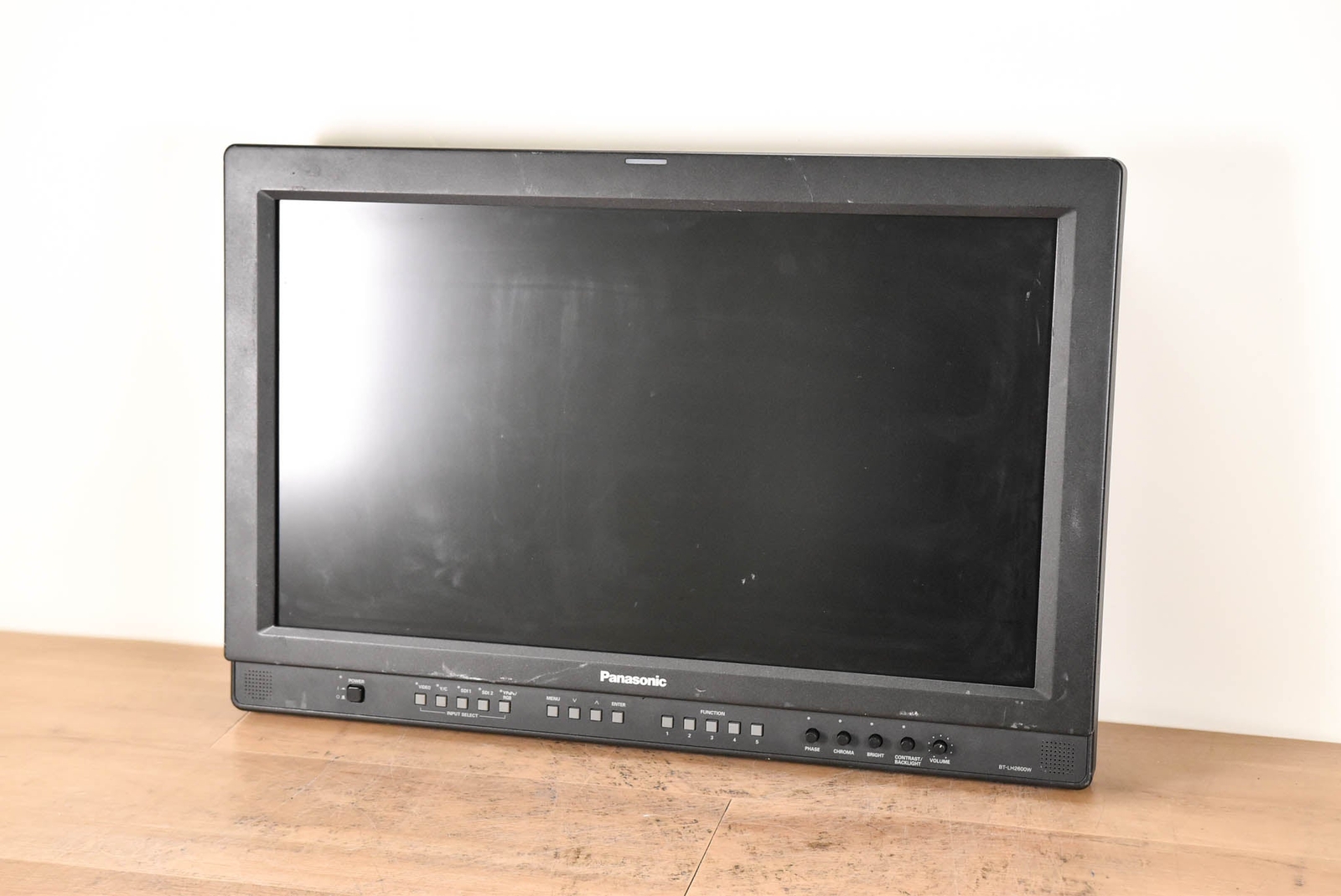 Panasonic 業務用モニター BT-LH2600W 中古品です。 Panasonic BT-LH2600WP 26
