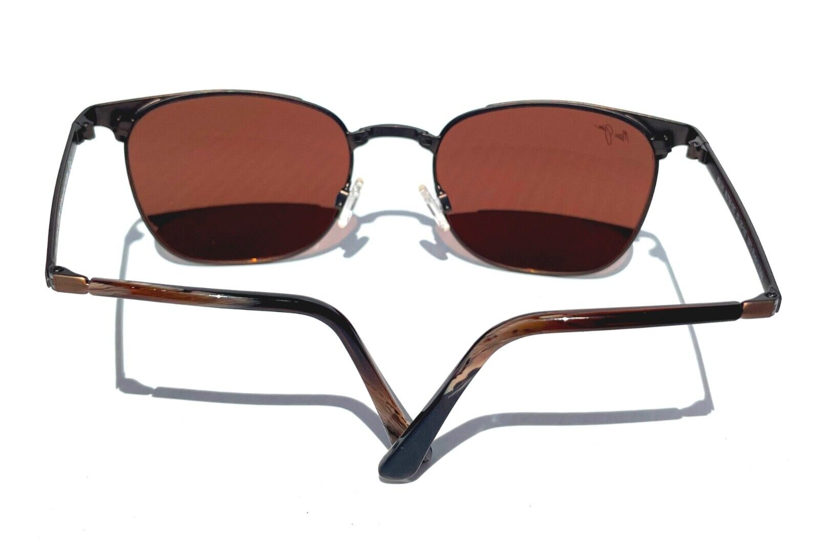 Pre-owned Maui Jim Stillwater Gold Engraved Polarized Bronze Folding Sunglass H706-16c In Brown