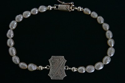 Edwardian engraved floral sterling charm FW pearl bracelet upcycled vintage 8