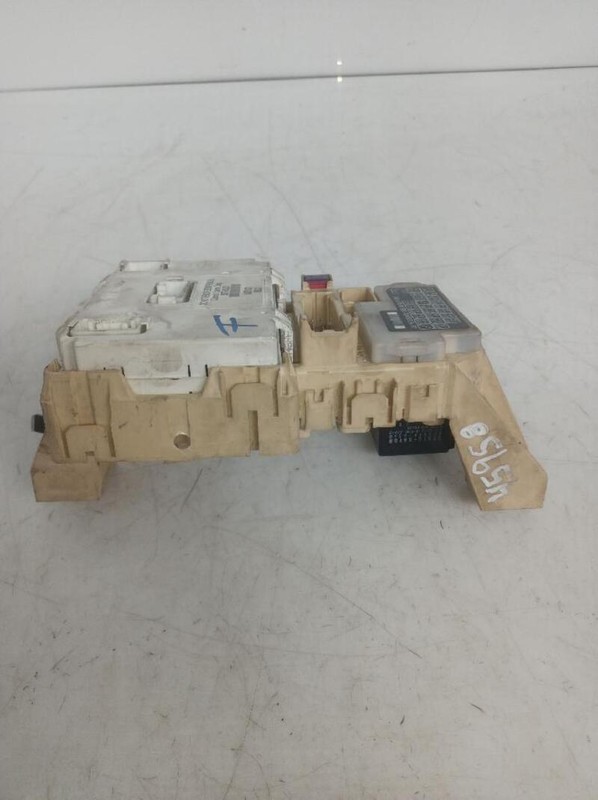 FC100TW8 268671 fuse box for SUZUKI SWIFT BERLINA (MZ) 2005