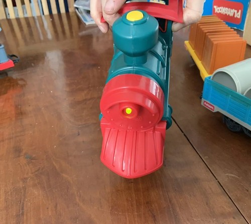 Vintage Playskool EXPRESS 1988 Complete Working Locomotive Train & Track Set