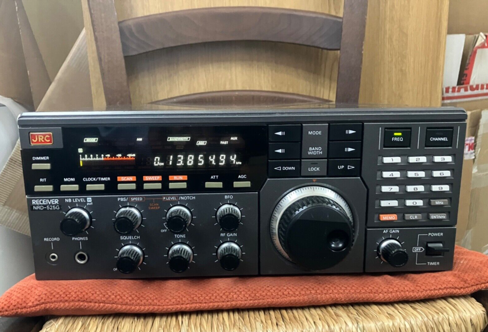 JRC NRD-525 KW Empfänger Communications Receiver Amateurfunk - getestet!