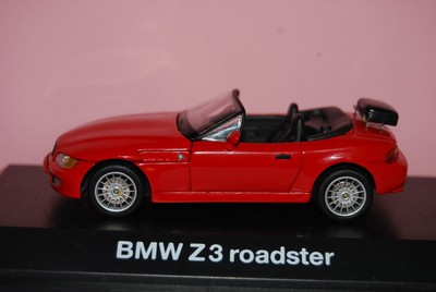 MINICHAMPS 1/43 BMW Z3 M ROADSTER 1997 ROUGE EN BOITE VITRINE