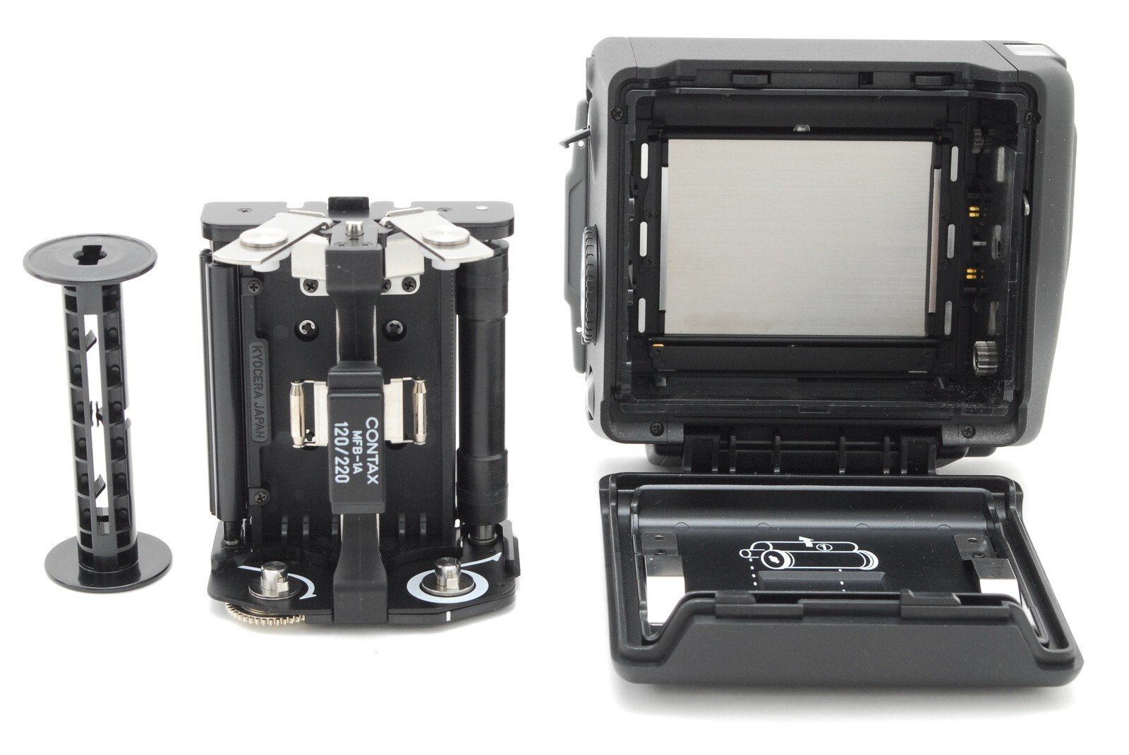 コンタックス Contax 645 AE 中判カメラ ボディ MFB-1付き コンタックス Contax 645 AE 中判カメラ ボディ MFB-1付き