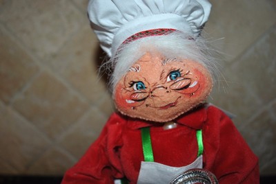 New ANNALEE DOLL 13