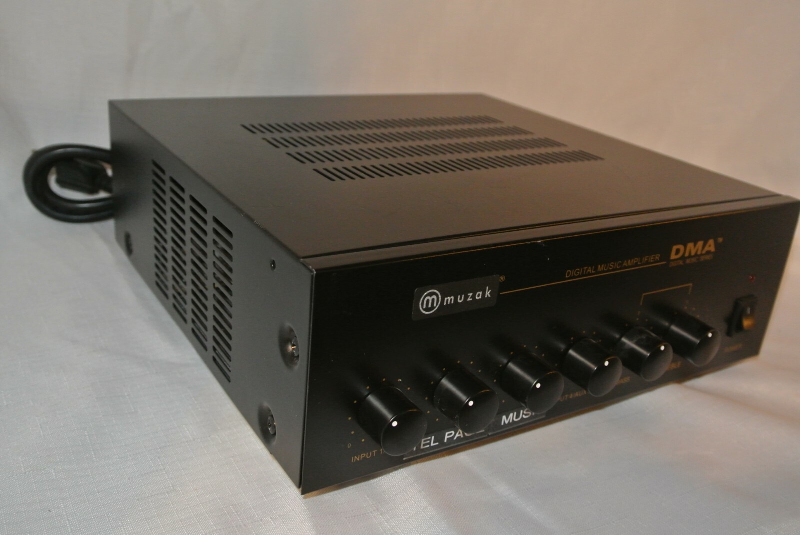 Paso Digital Music Amplifier DMA2030--Mint--
