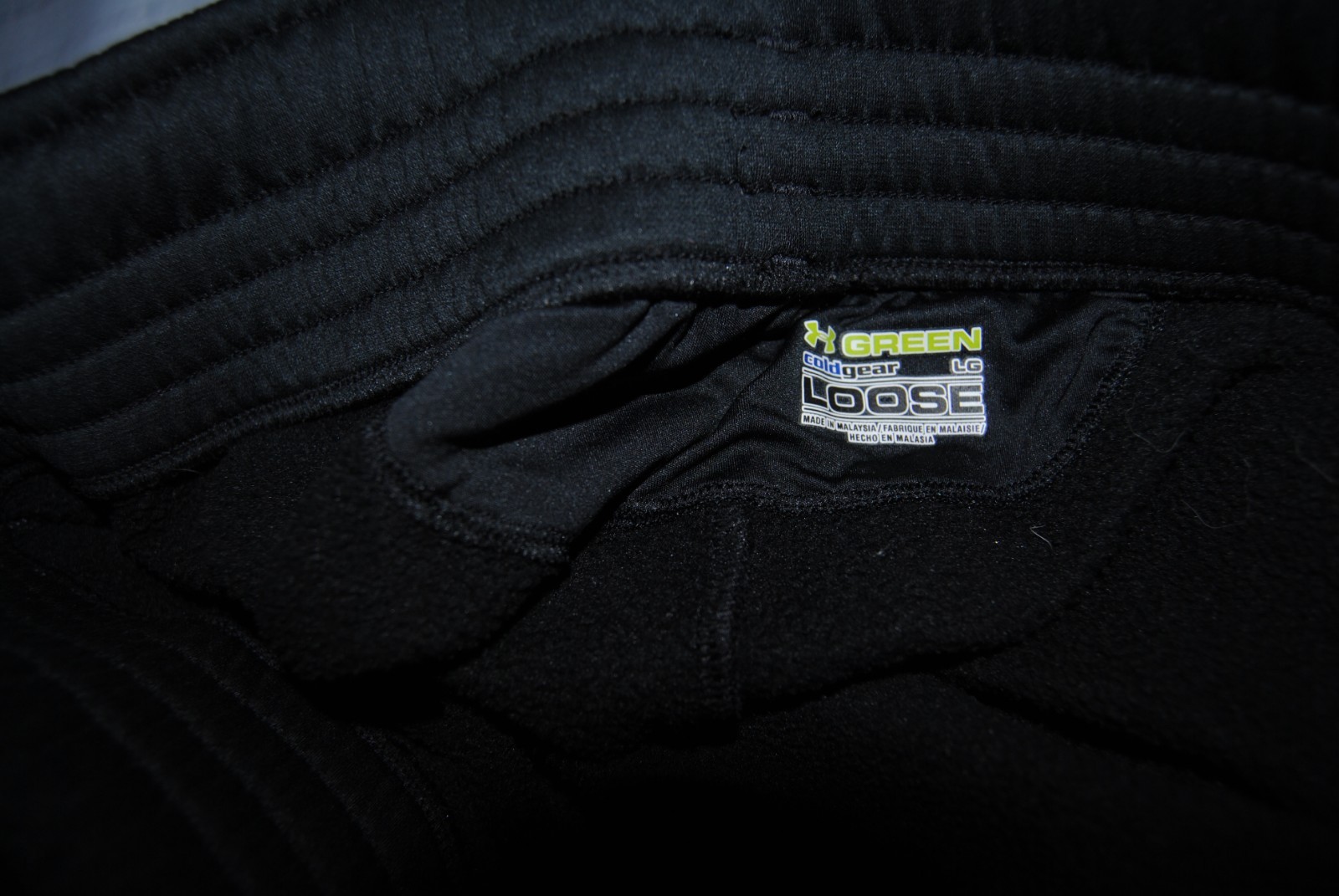 Under Armour cold gear black sweatpants loose size large fit like medium