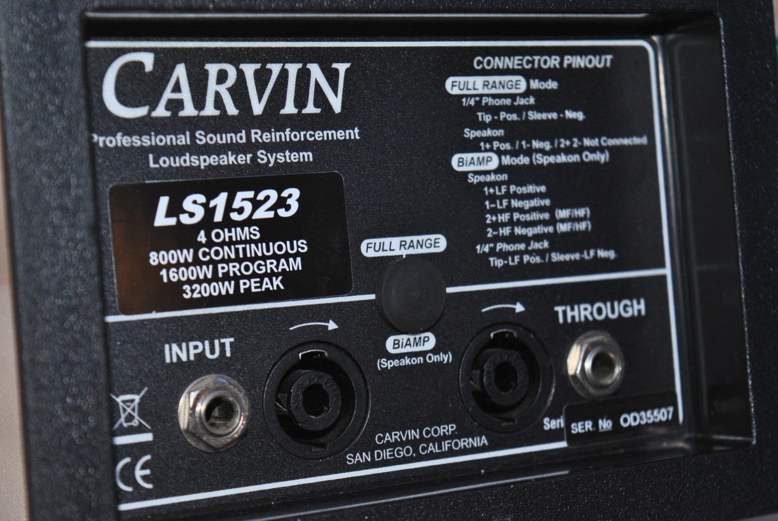 Carvin 800 Watt LS1523 3 Way Crossover with Color Coded Speaker Cables