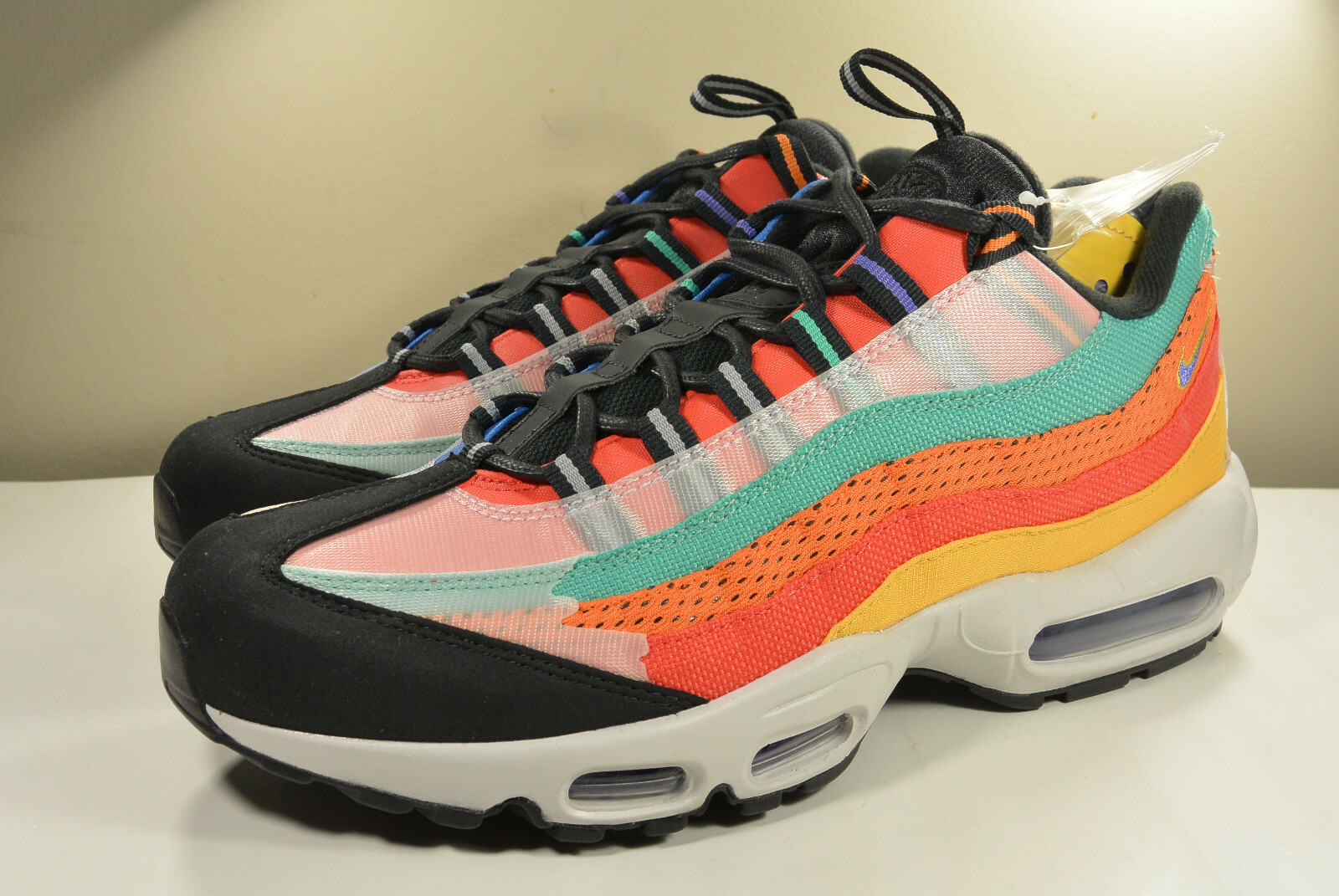 DS NIKE 2019 AIR MAX 95 BHM BLACK HISTORY MONTH MULTI COLOR