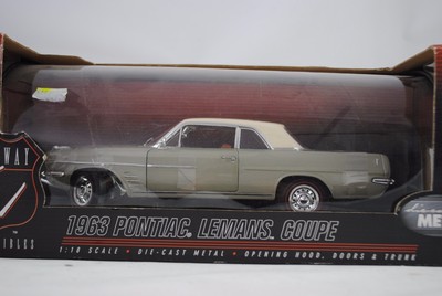 1:18 Highway61 50145 1963 Pontiac Lemans Coupe Bronze Rarity New/Boxed $