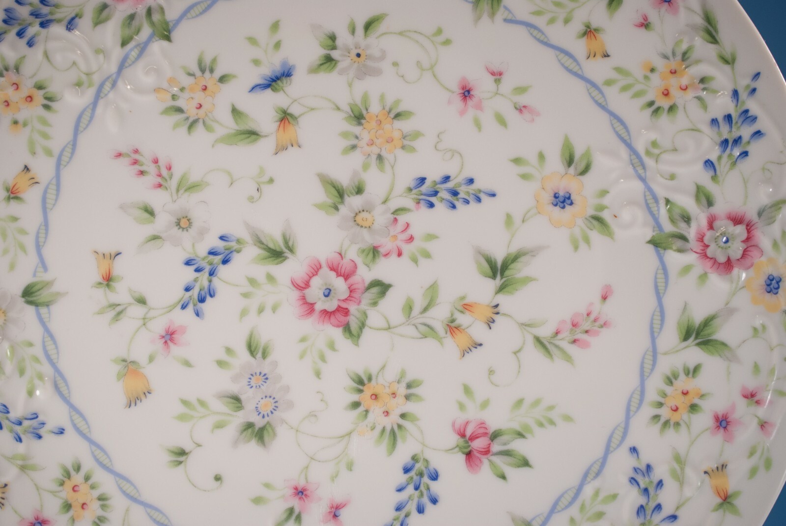 Andrea by Sadek Meadow Cake Plate