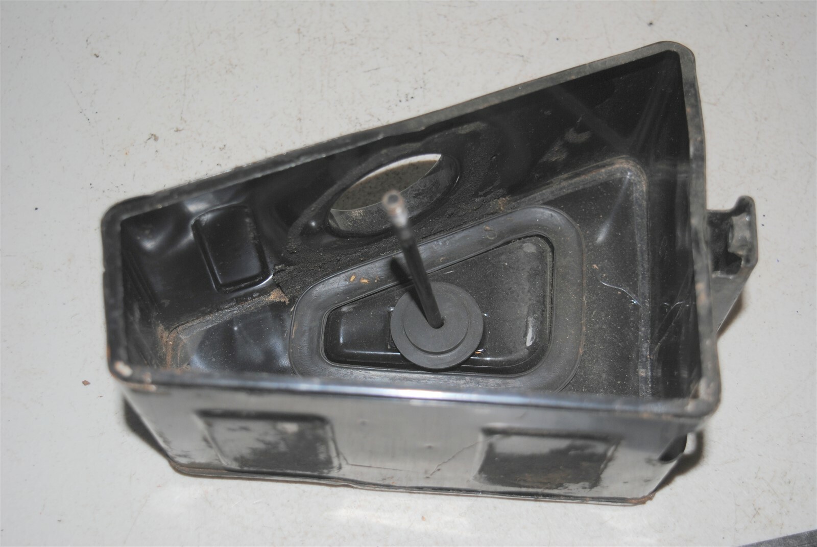 Suzuki TS 100 Honcho Airbox Air Filter Housing 13700-48502 80-81