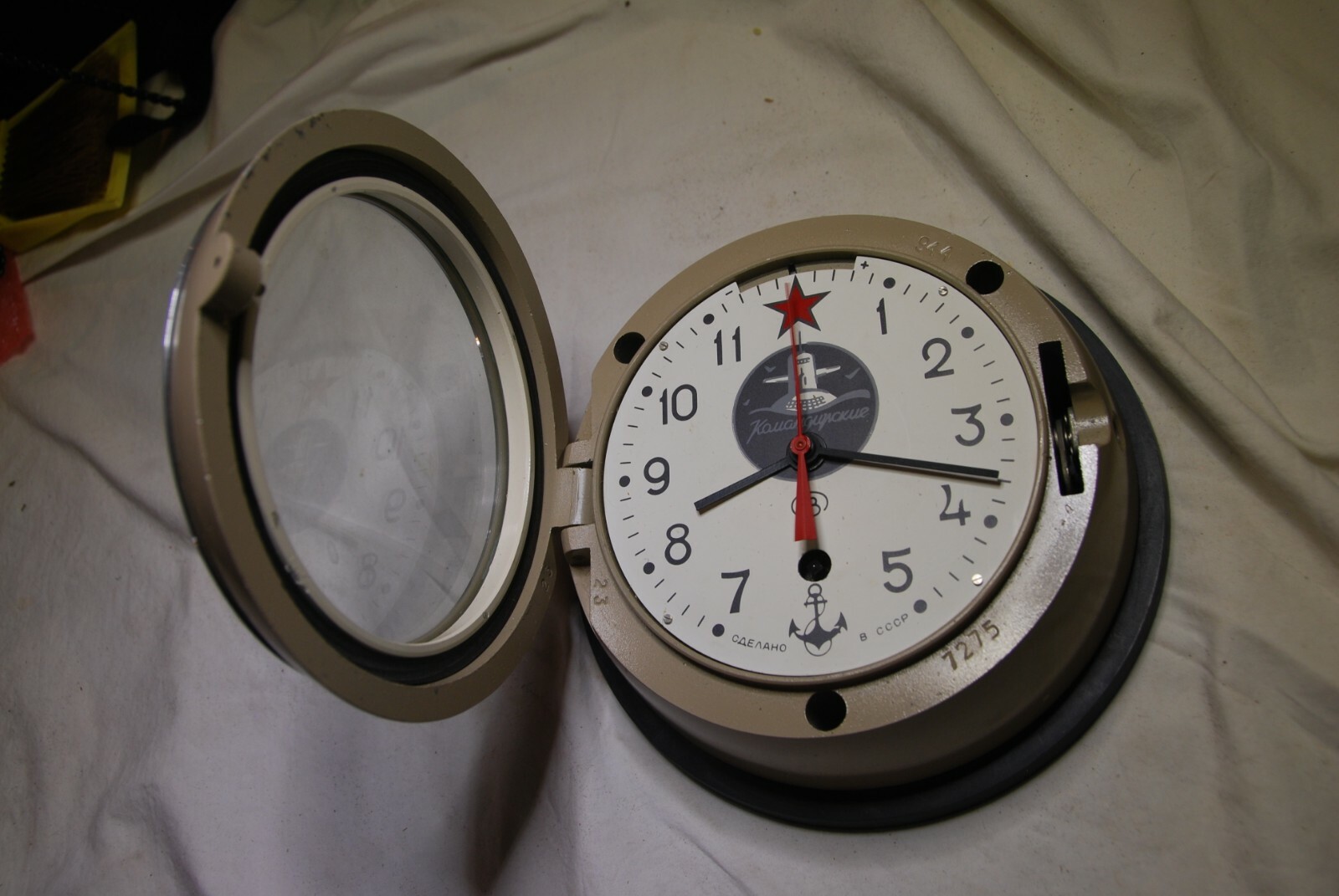 Modern Russian Submarine clock, with original keys, excellent condition!