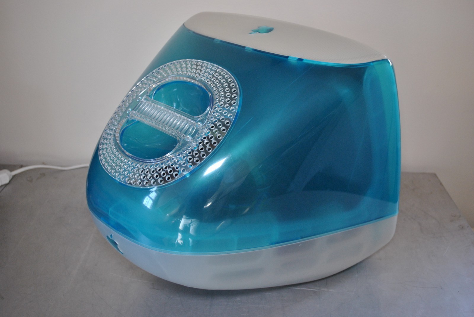 Vintage iMac M5521 99' Bondi Blue Mint Working Condition One Owner Personal