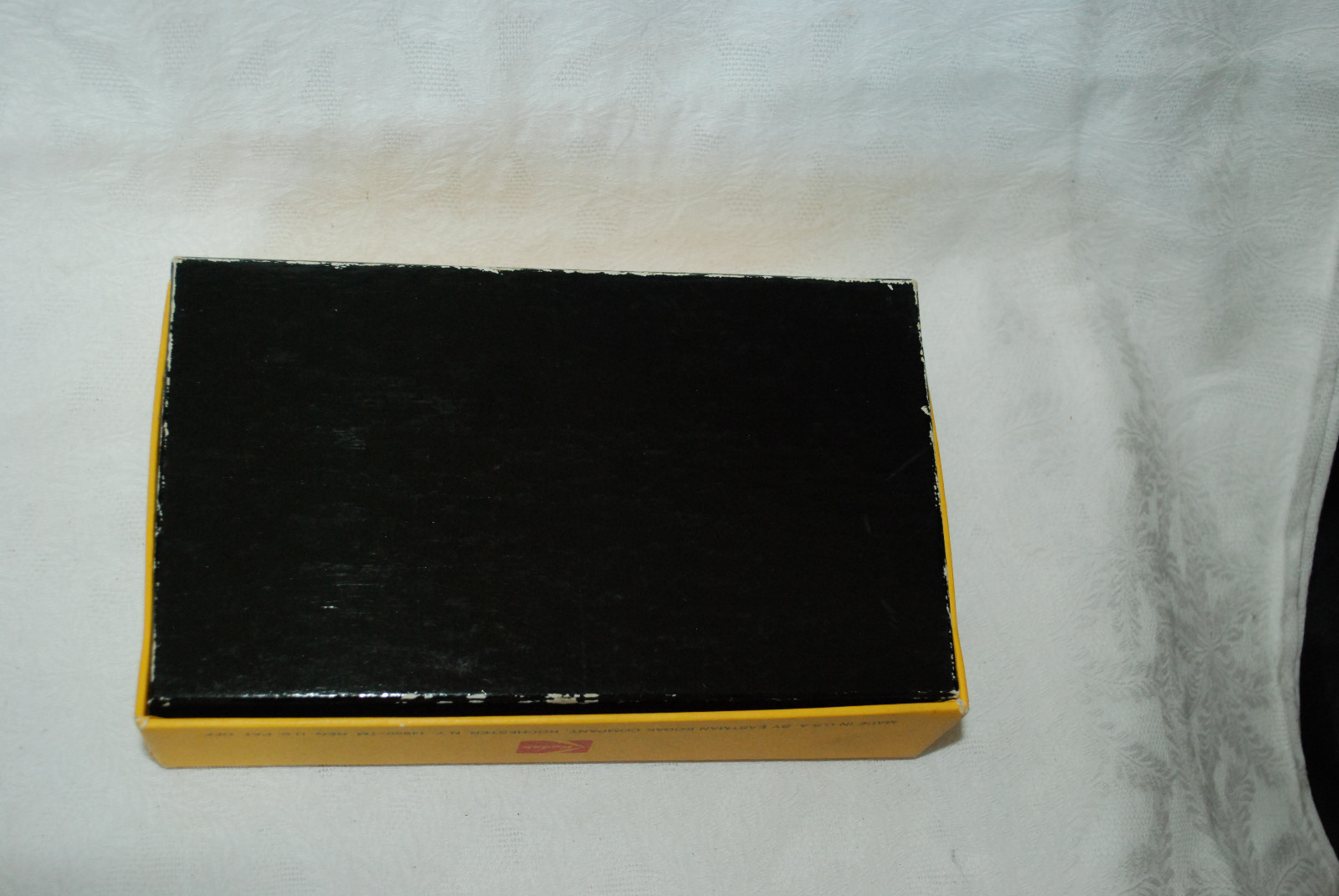 Vintage KODAK POCKET INSTAMATIC 40 CAMERA OUTFIT W/ ORIGINAL BOX FLASH USA