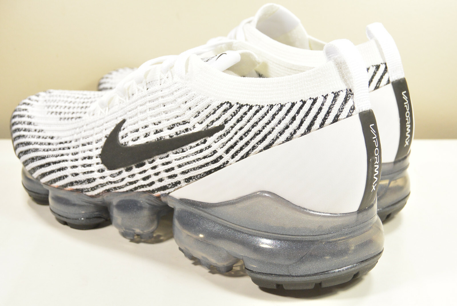 vapormax safari zebra