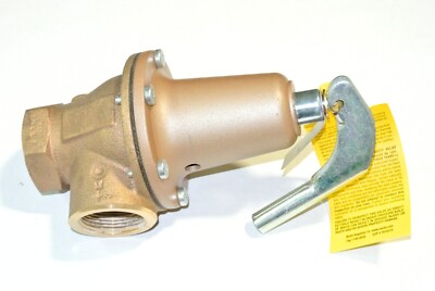 WATTS 1-1/4'' 174A-030 Pressure Safety Relief Valve, Model M1, 30 PSI, 0275600