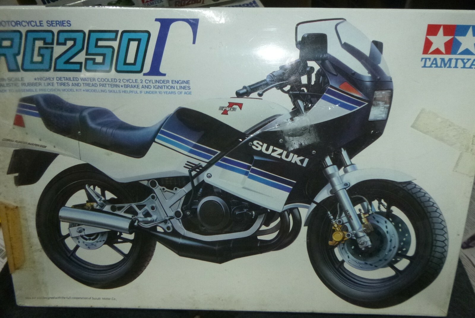 メキシコ Tamiya 1424 SUZUKI GAMMA RG250I MOTORCYCLE KIT 1/12 McM FS