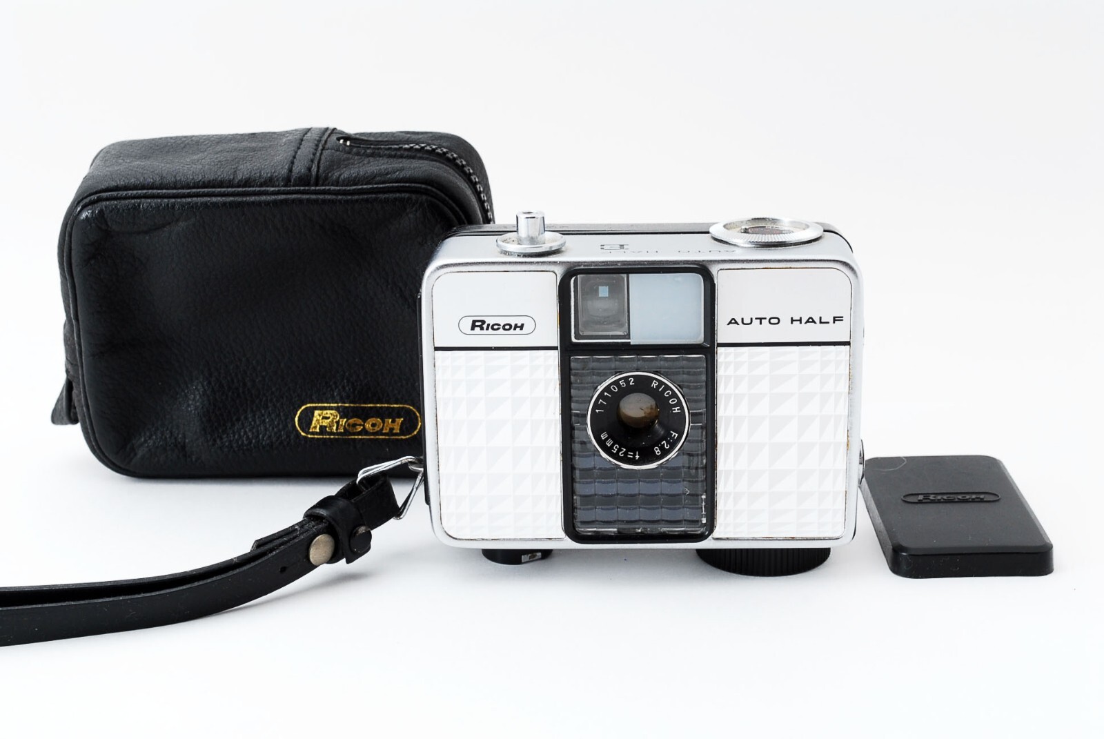 Ricoh Auto Half Frame E film 35mm Camera From Japan [Exc++]
