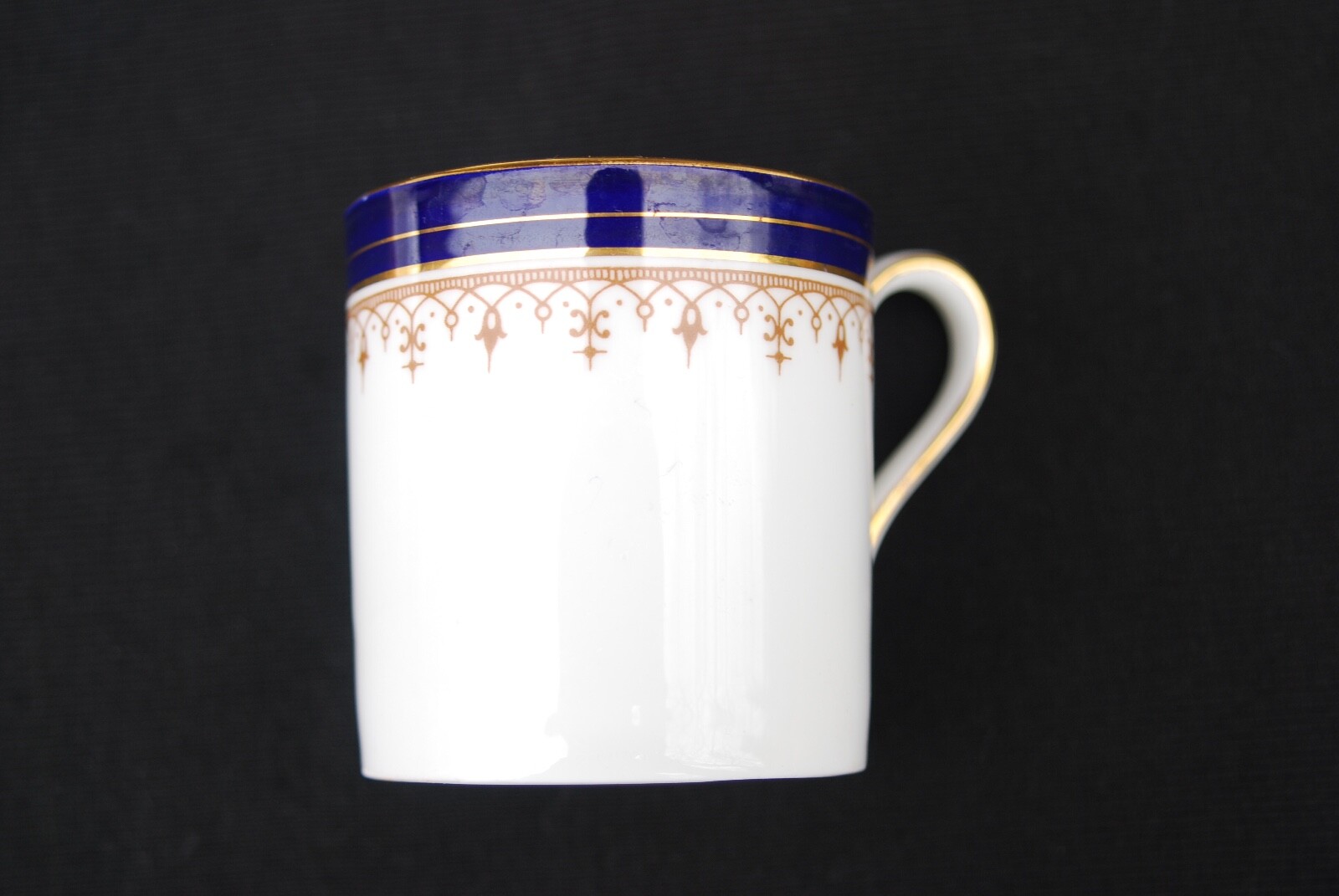 AYNSLEY LEIGHTON 1646 DEMITASSE CUPS & SAUCER ENGLAND