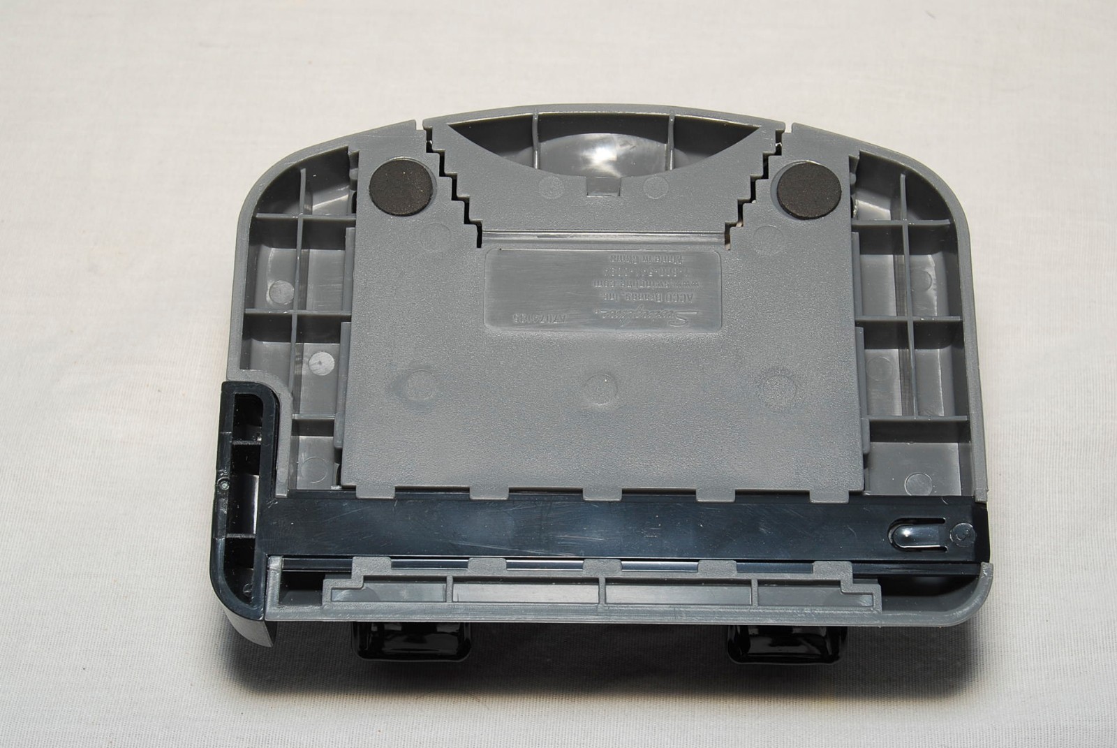 Swingline Low Force Hole Punch SmartTouch 20 Page Jam Free 50% Less Effort